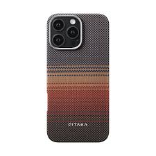 Back Cover Carbon IP 16 Pro Max