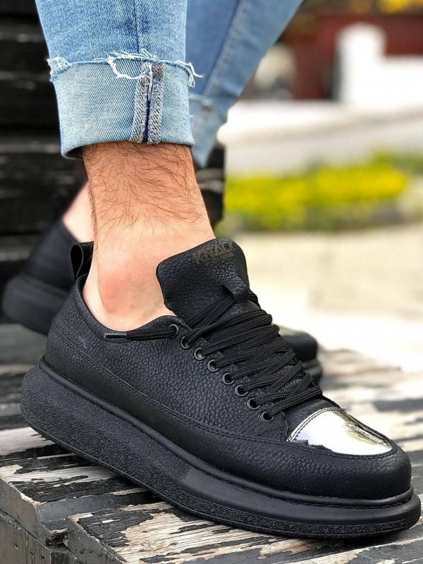 Discover our men's shoes designed just for you.