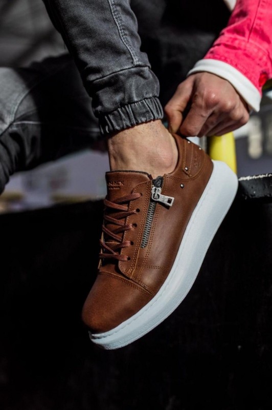 Men's shoes with a modern design that suits your daily look