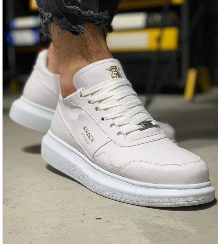 If you're looking for exceptional comfort and long-lasting performance, these men's casual shoes are the perfect choice.