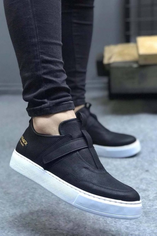 Stay stylish all day long