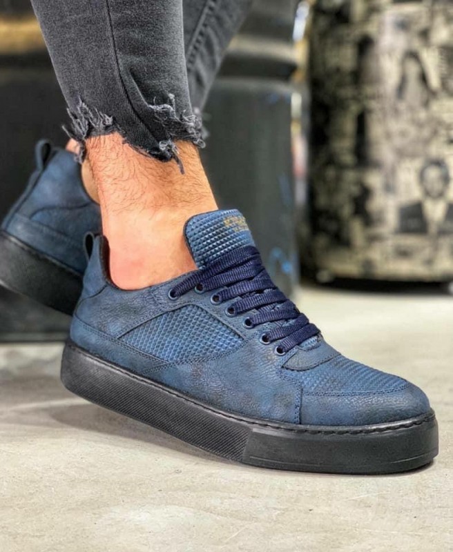 Modern design and superior comfort for your long days.