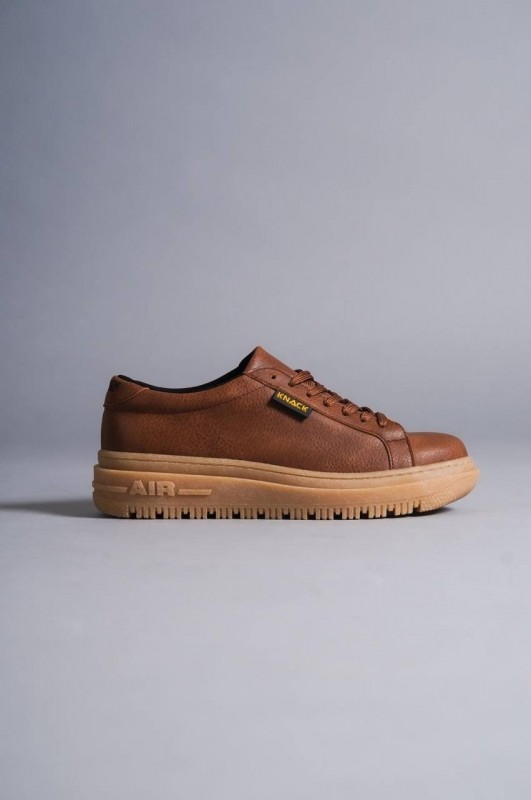 Men's casual shoes for every moment.