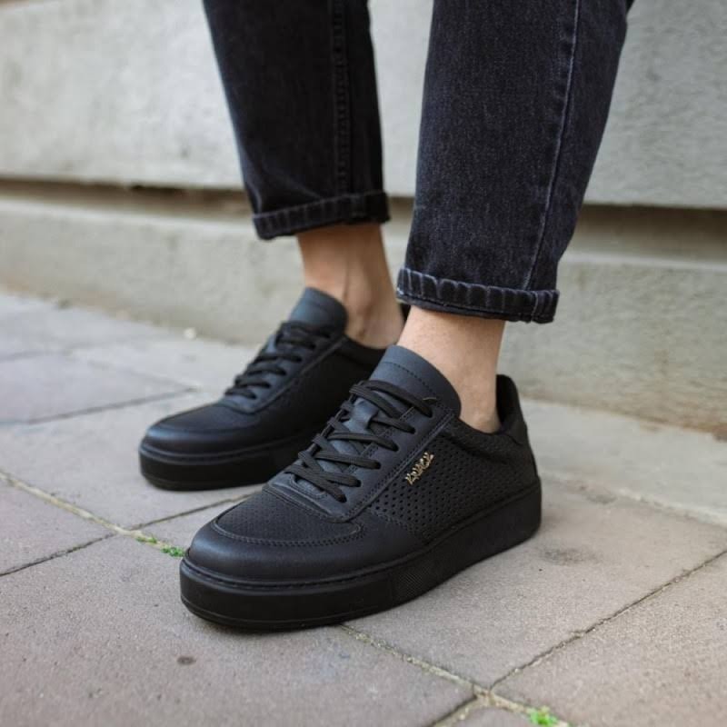 Shop the perfect men's casual shoes for you,