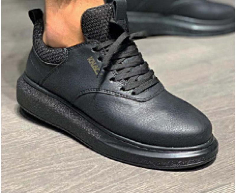 Discover comfort and style with our diverse range of casual shoes.