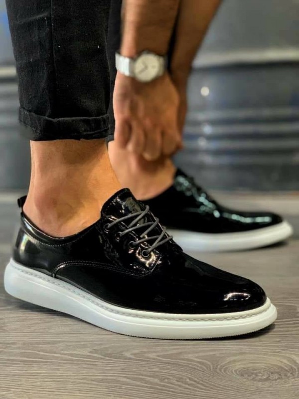 Enjoy unparalleled elegance with our men's casual shoes.