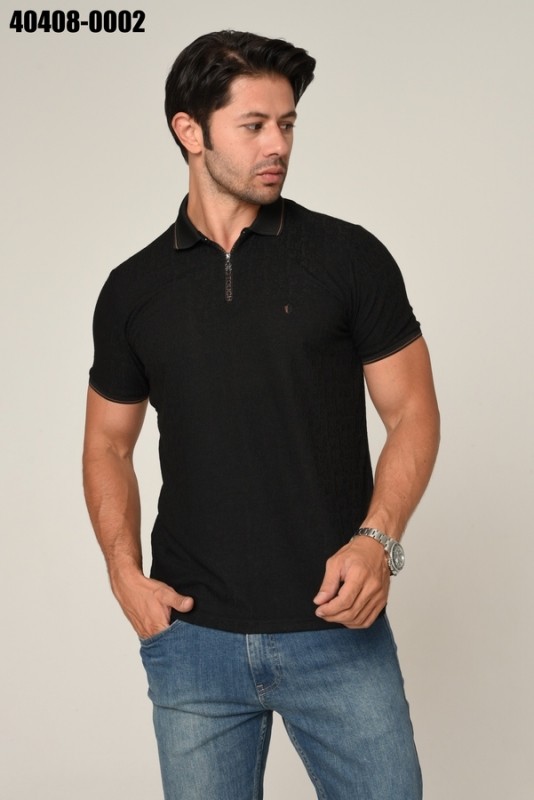 Polo T-shirt combines comfort and style.