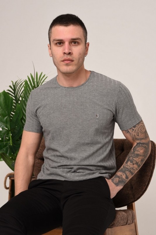For a modern and comfortable look at all times