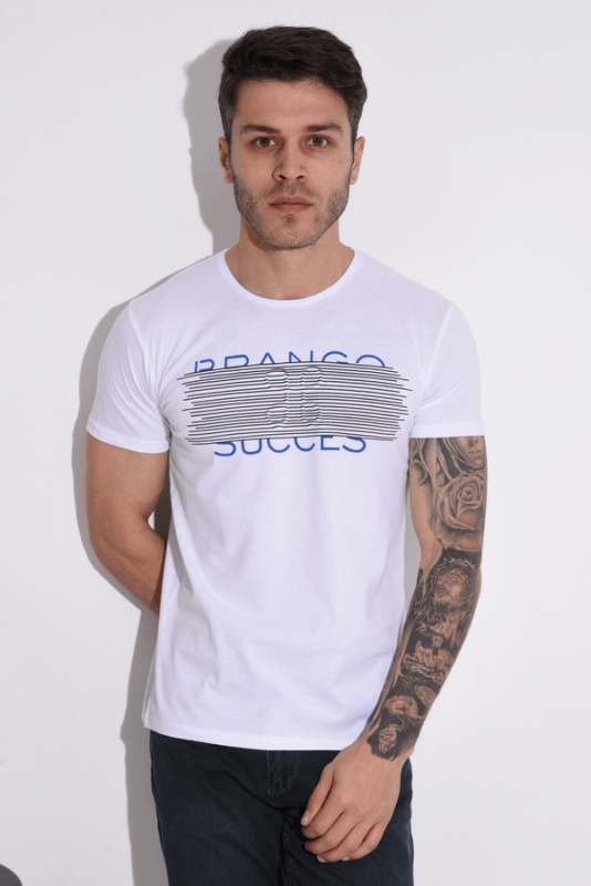Modern Design T-Shirt: A Unique Experience.