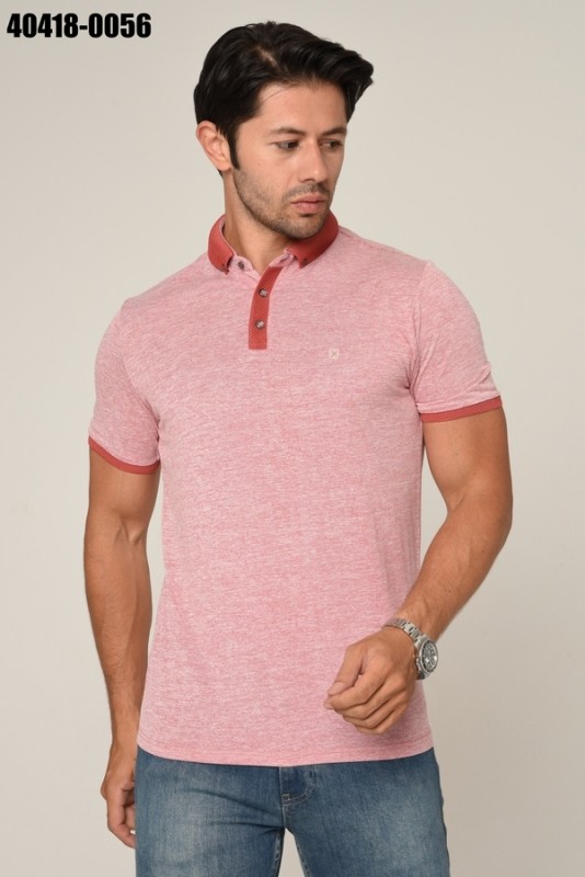 Stand out with a unique style: Men's pink polo shirt with a modern design.