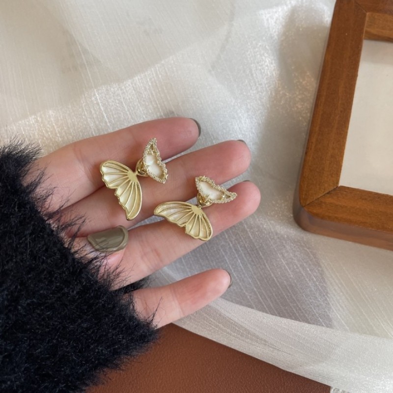 For elegance to start with Taraji Carat