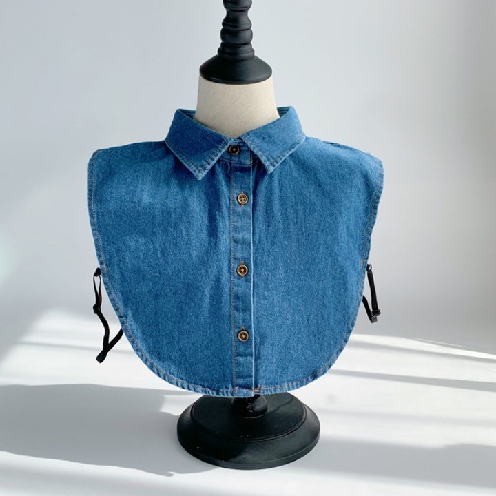 Quick Denim Touch: Turn the look around with a denim collar