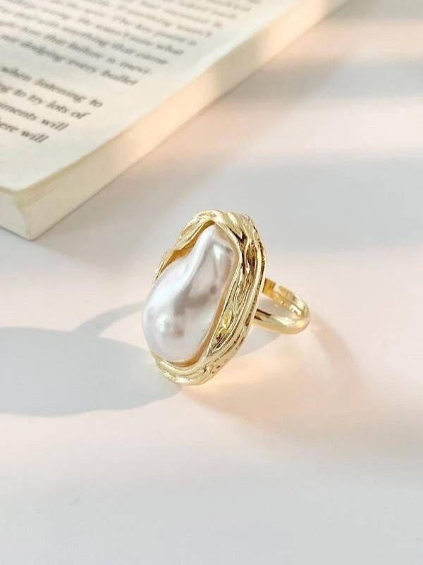 The Golden Pearl Solitaire